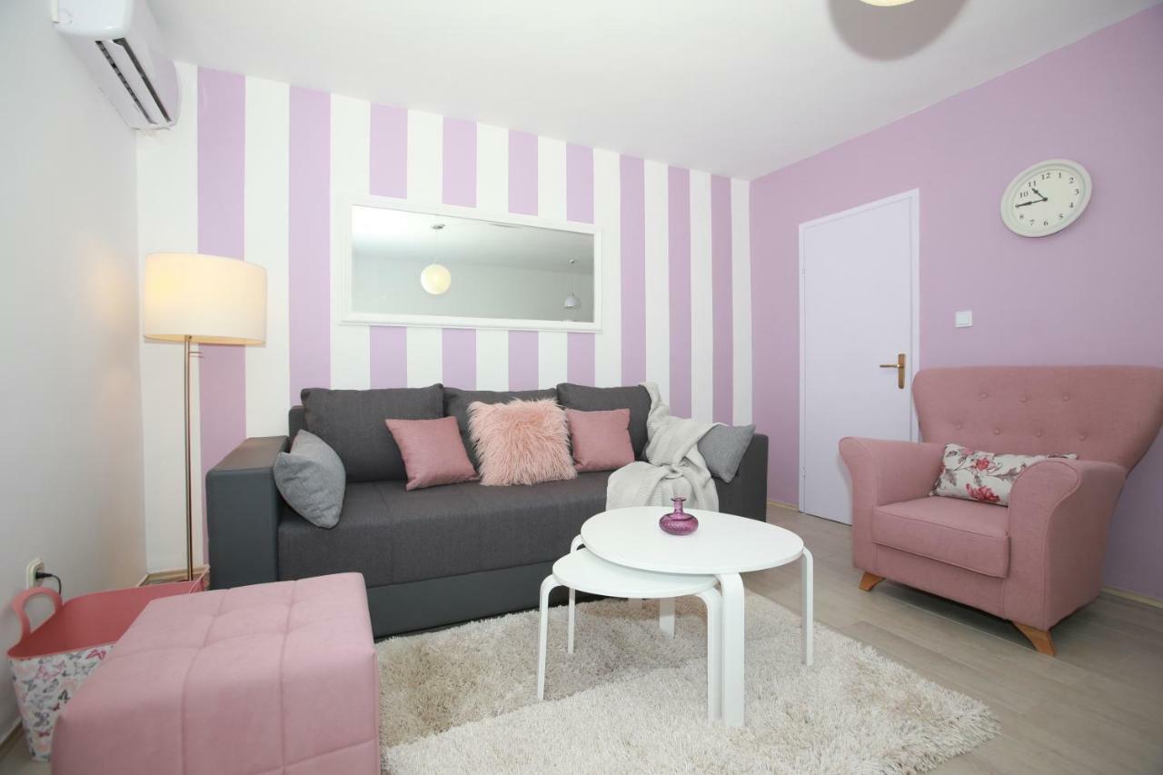 Apartments Melin Malinska Esterno foto